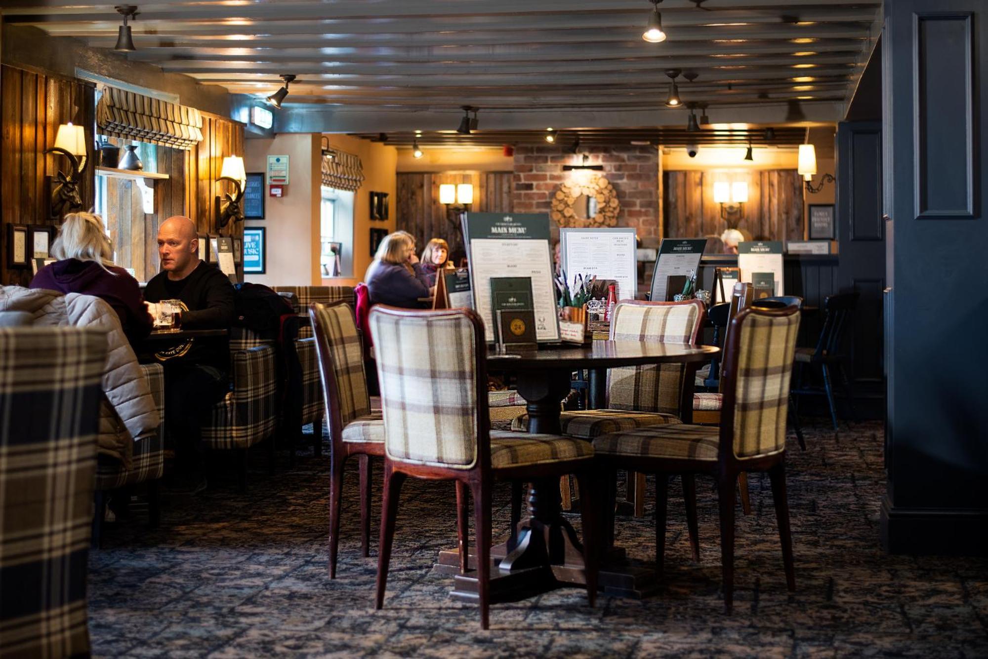 The King'S Head Inn - The Inn Collection Group 大艾顿 外观 照片